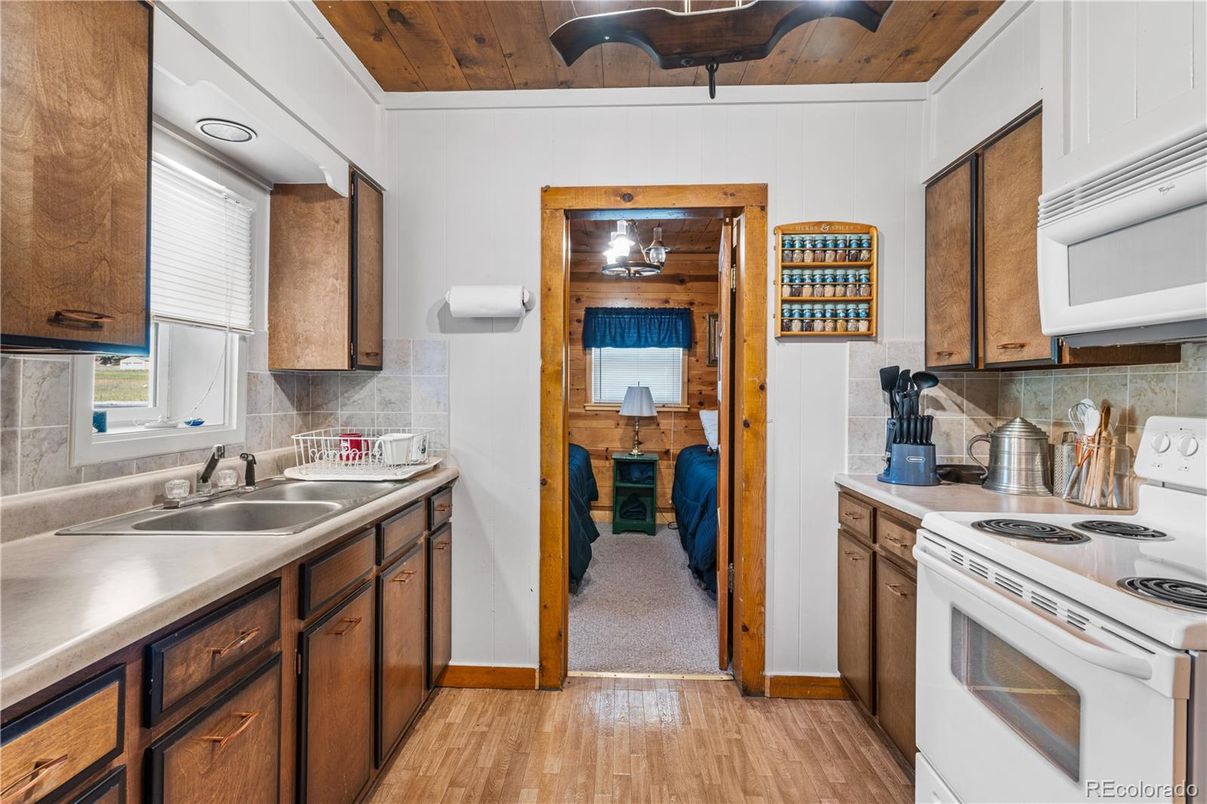 Interior, Kitchen, Wooden Ceilings, Wood Texture Flooring