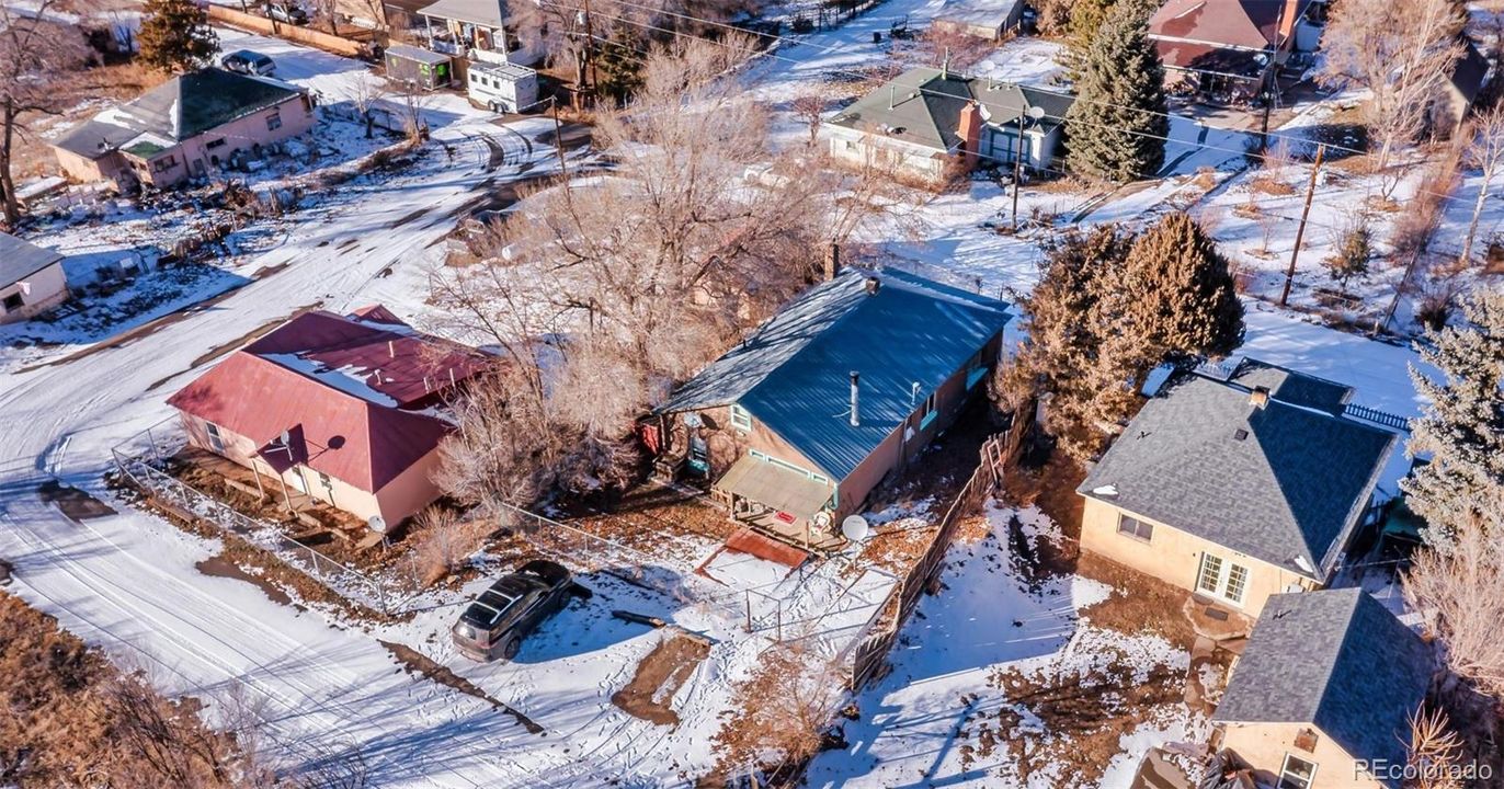 Exterior, Drone