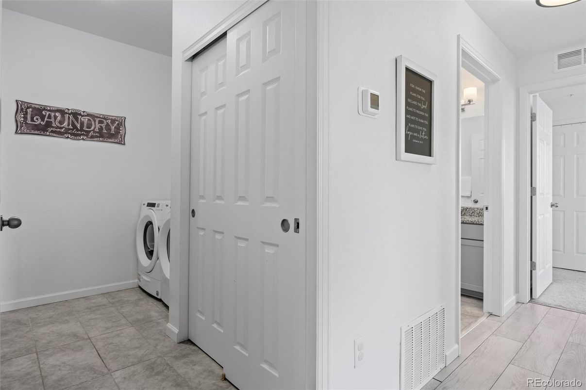 Interior, Washer