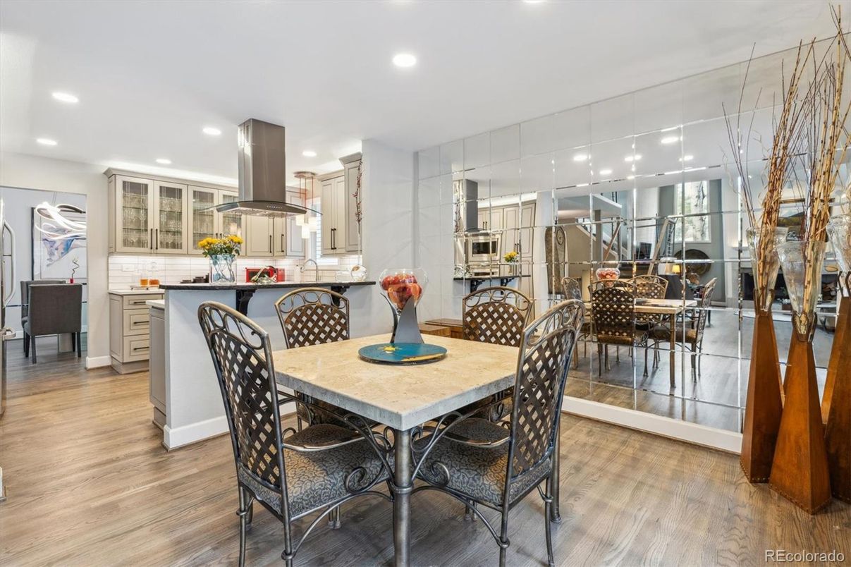 Dining room, Interior, Kitchen, Recessed Lighting, Wood Texture Flooring