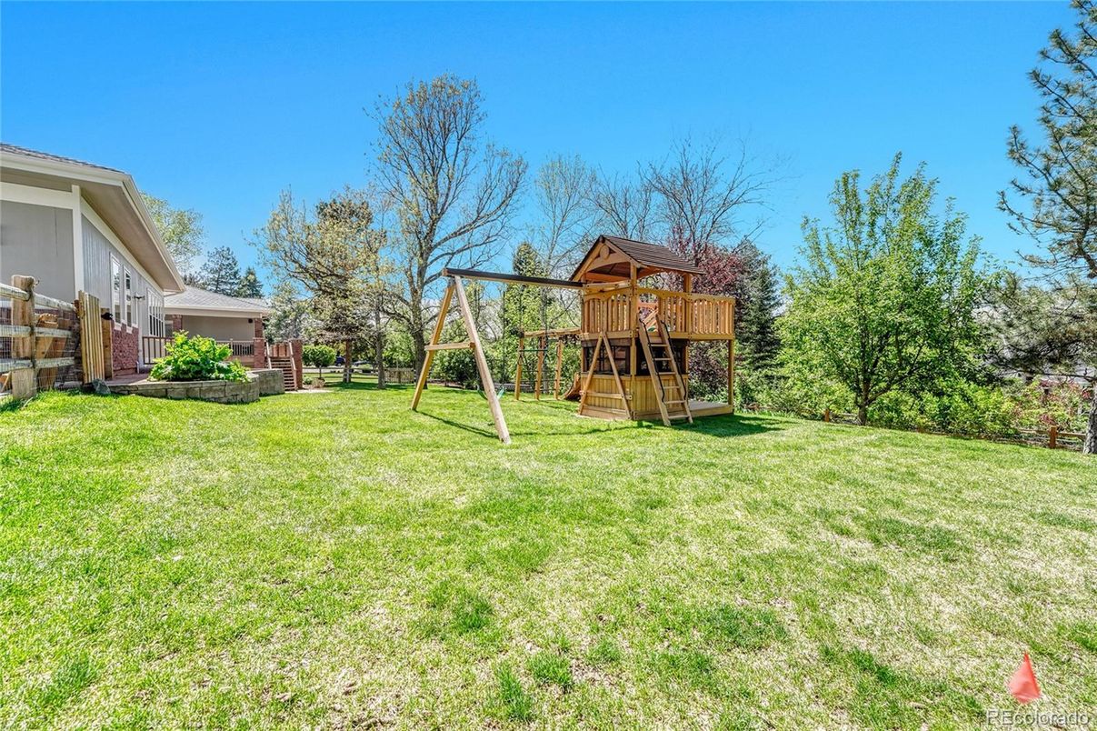 Backyard, Exterior, Playground