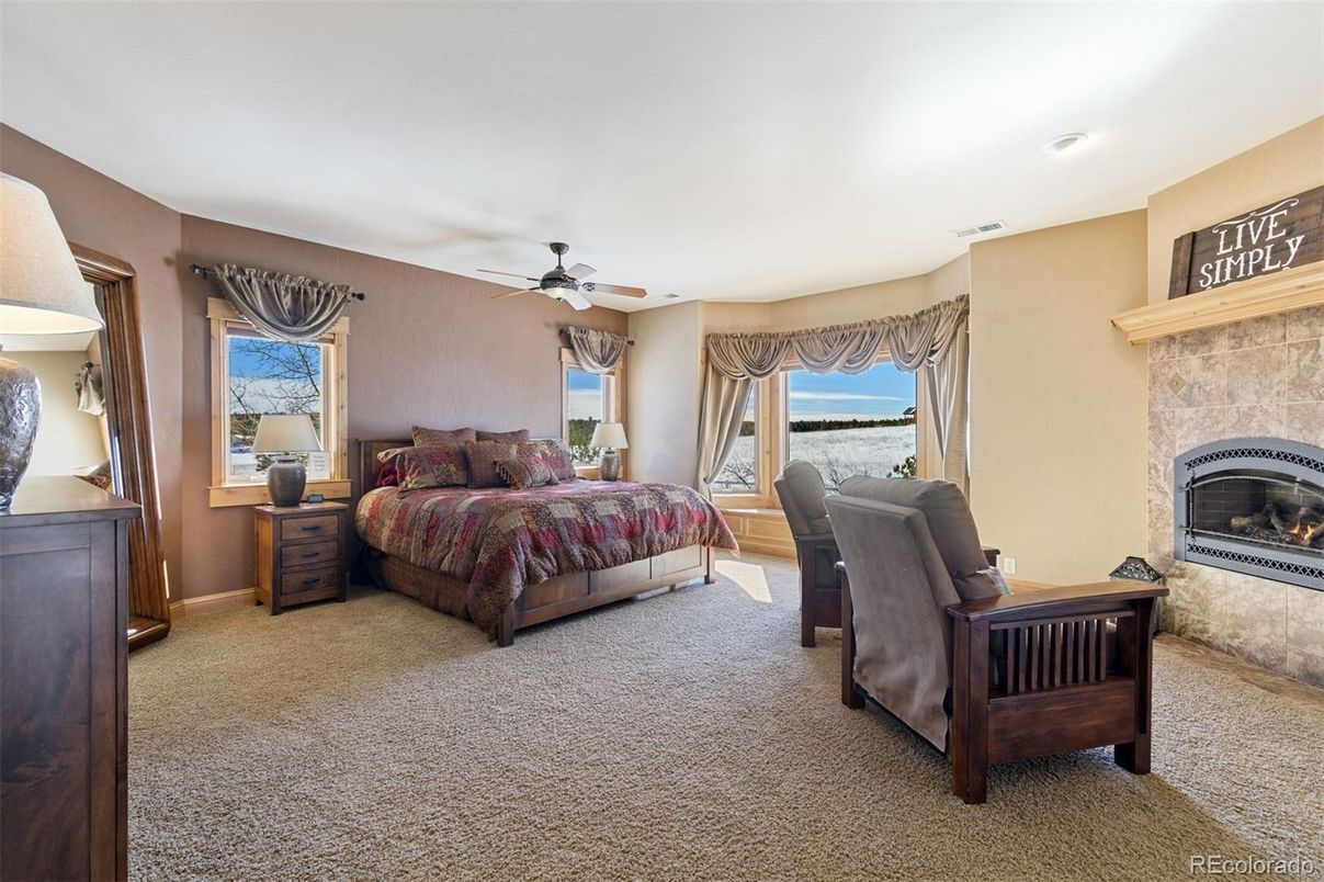 Bedroom, Fireplace, Interior, Recessed Lighting, Water