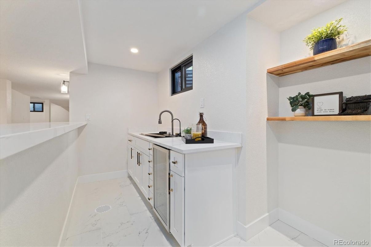Interior, Marble, Recessed Lighting