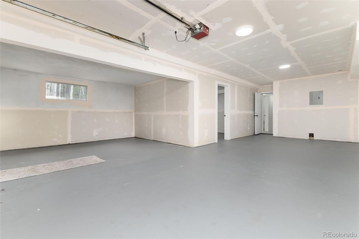 Garage, Interior, Recessed Lighting