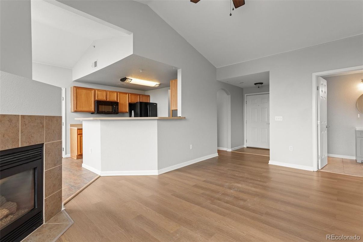 Fireplace, Interior, Kitchen, Wood Texture Flooring