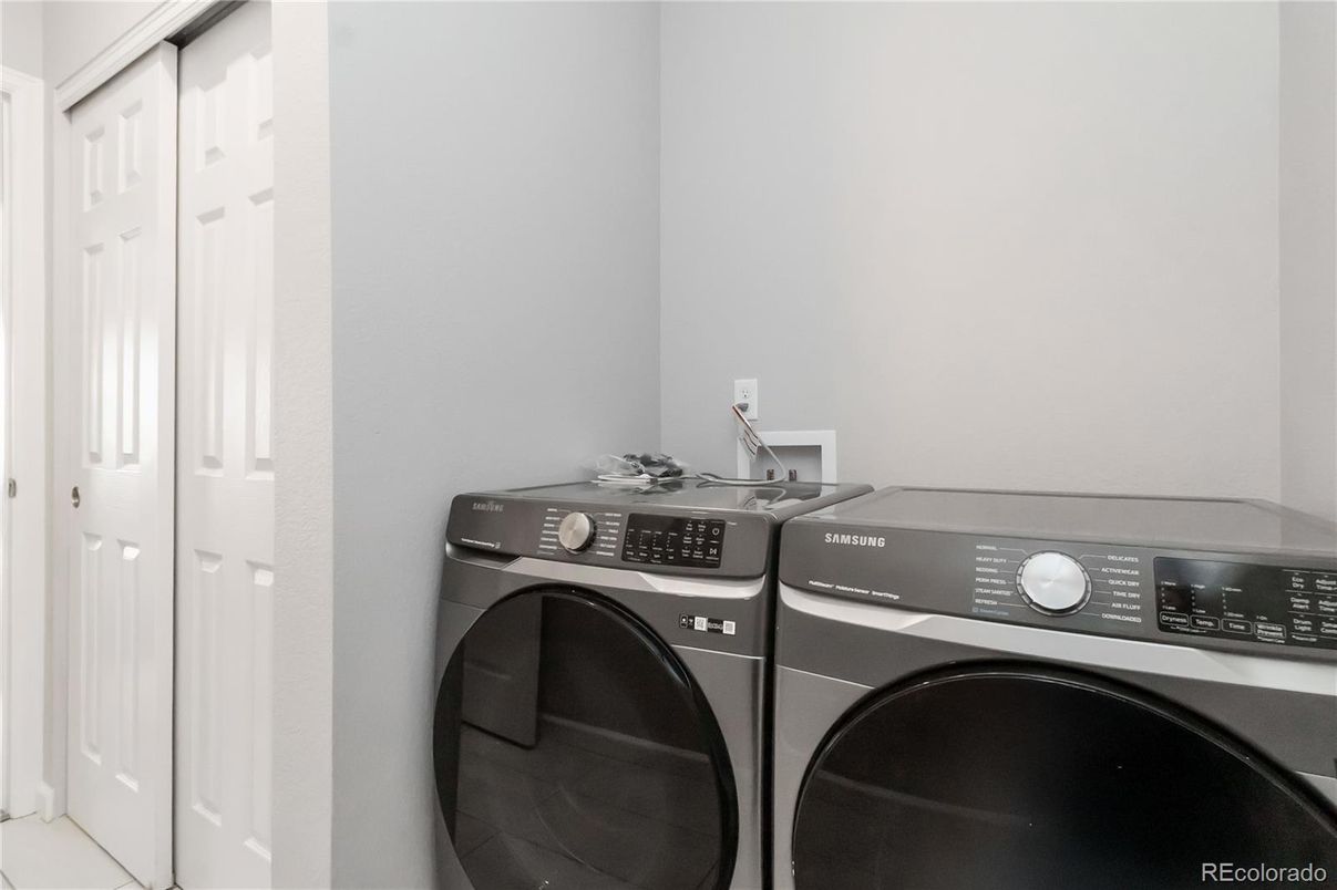 Interior, Washer