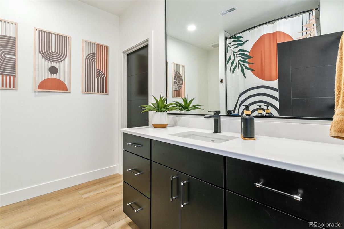 Bathroom, Interior, Recessed Lighting, Wood Texture Flooring