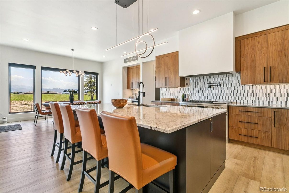 Dining room, Interior, Kitchen, Pendant Lights, Recessed Lighting, Wood Texture Flooring