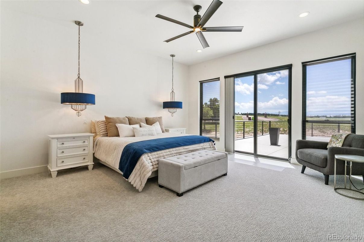 Bedroom, Interior, Pendant Lights, Recessed Lighting, Water