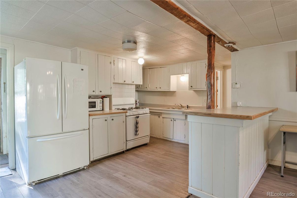 Interior, Kitchen, Wood Texture Flooring