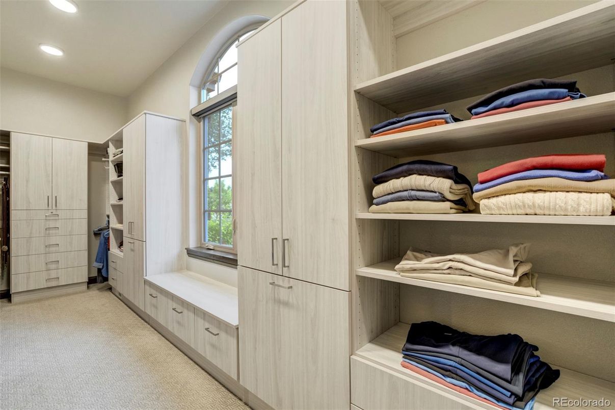 Interior, Recessed Lighting, Walk-in Closets