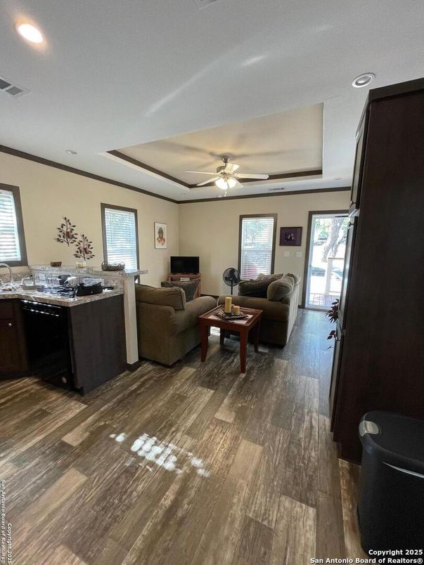 Interior, Living room, Recessed Lighting, Wood Texture Flooring