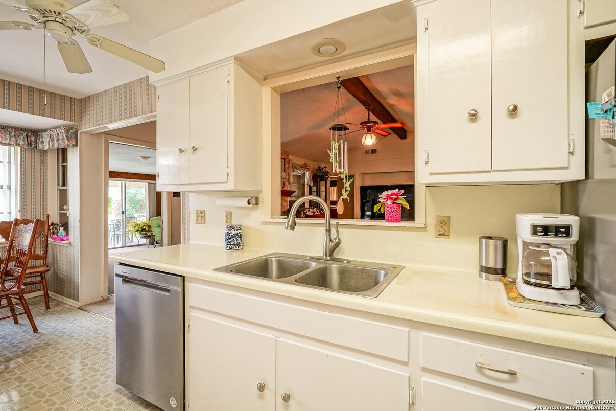 Dining room, Interior, Kitchen