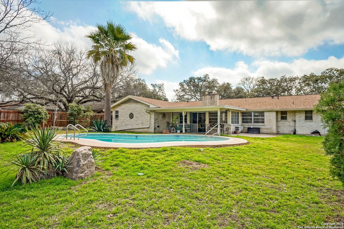 Backyard, Exterior, Pool