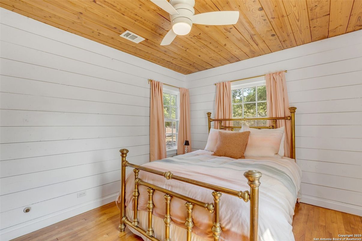 Bedroom, Interior, Wooden Ceilings, Wood Texture Flooring