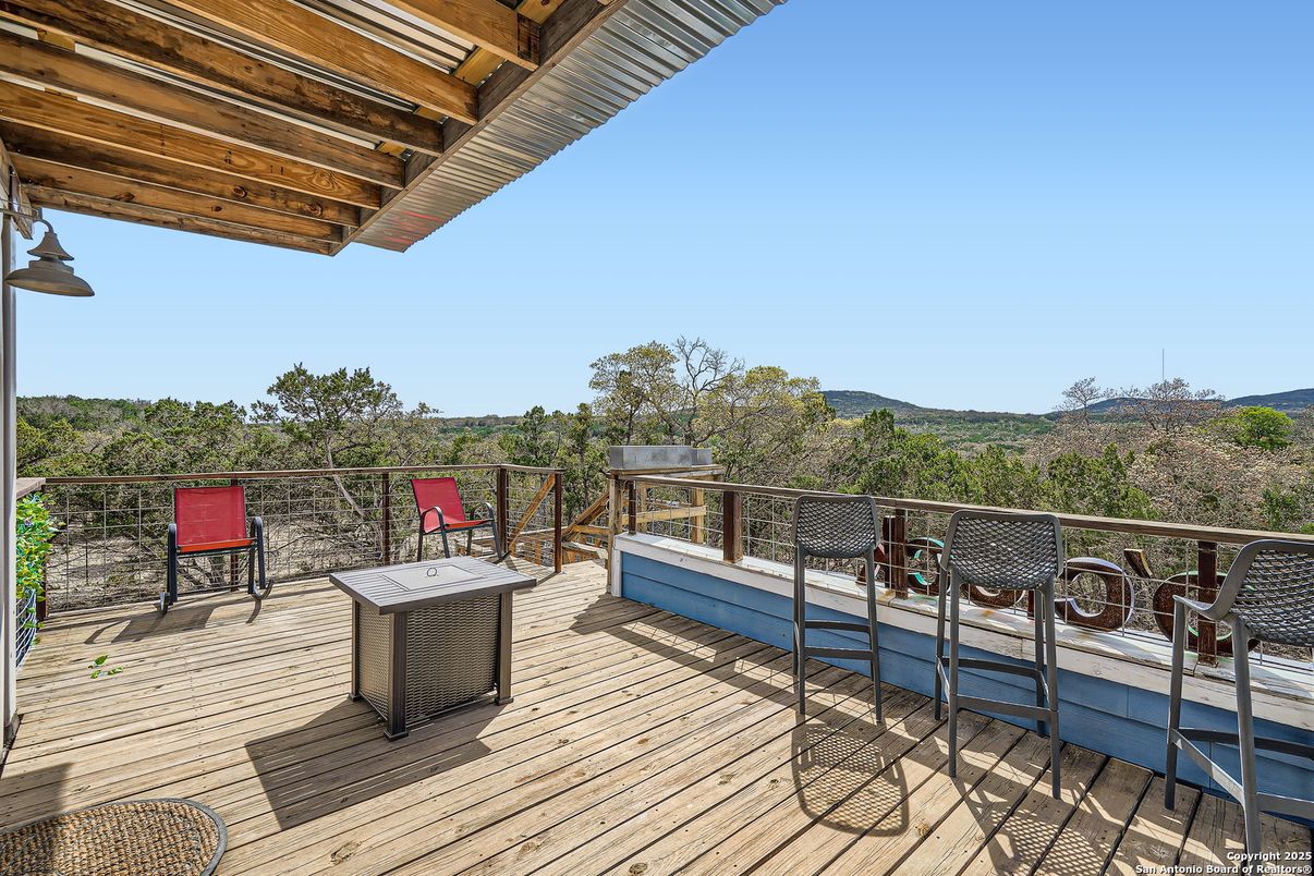 Exterior, Wood Texture Flooring