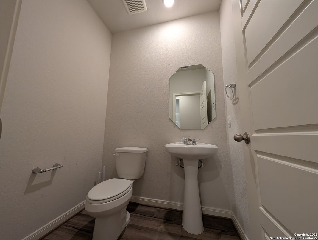Bathroom, Interior, Recessed Lighting, Wood Texture Flooring