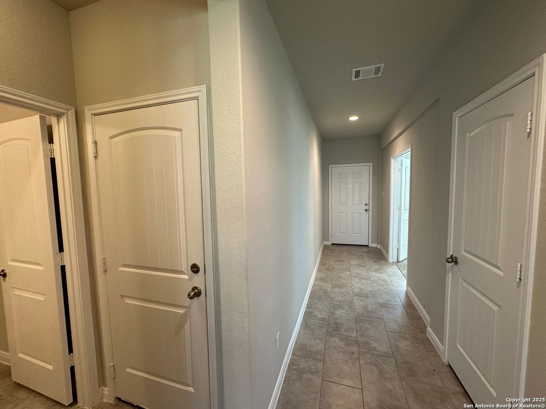 Interior, Recessed Lighting