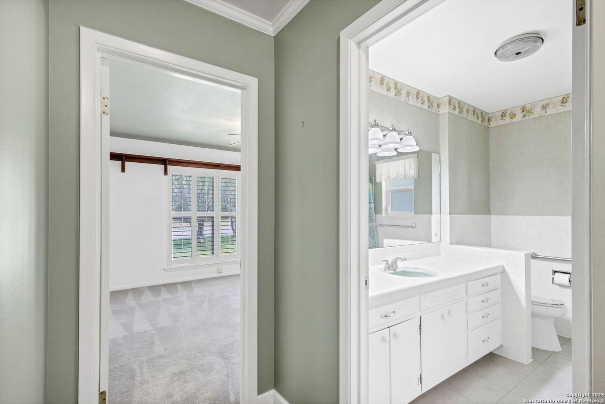 Bathroom, Interior