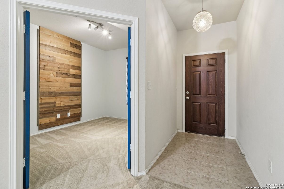 Interior, Pendant Lights, Wooden Walls