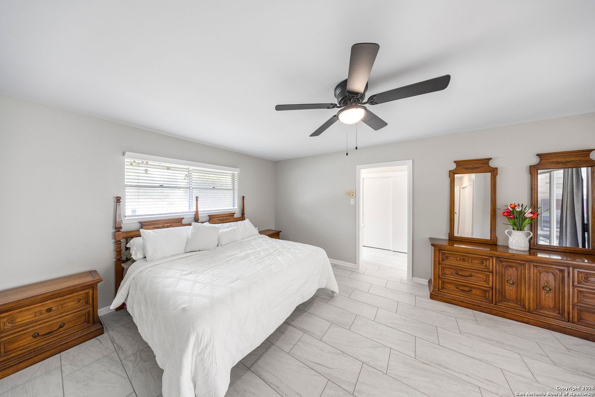 Bedroom, Interior, Marble