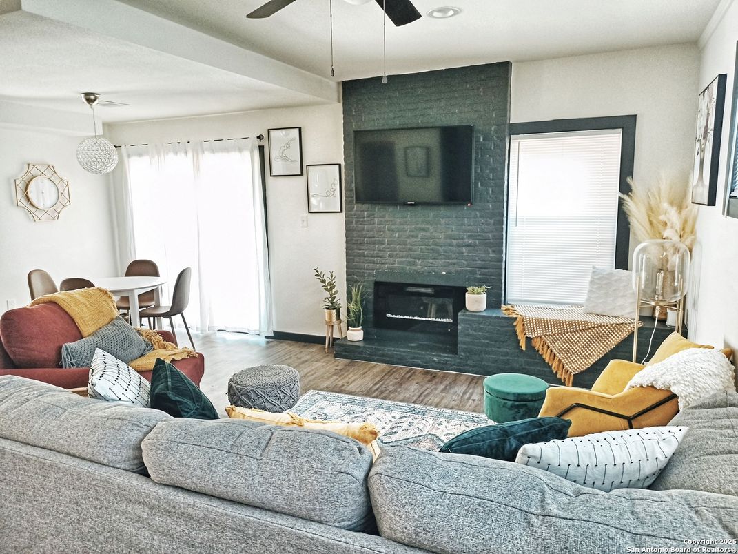 Fireplace, Interior, Living room, Recessed Lighting, Wood Texture Flooring