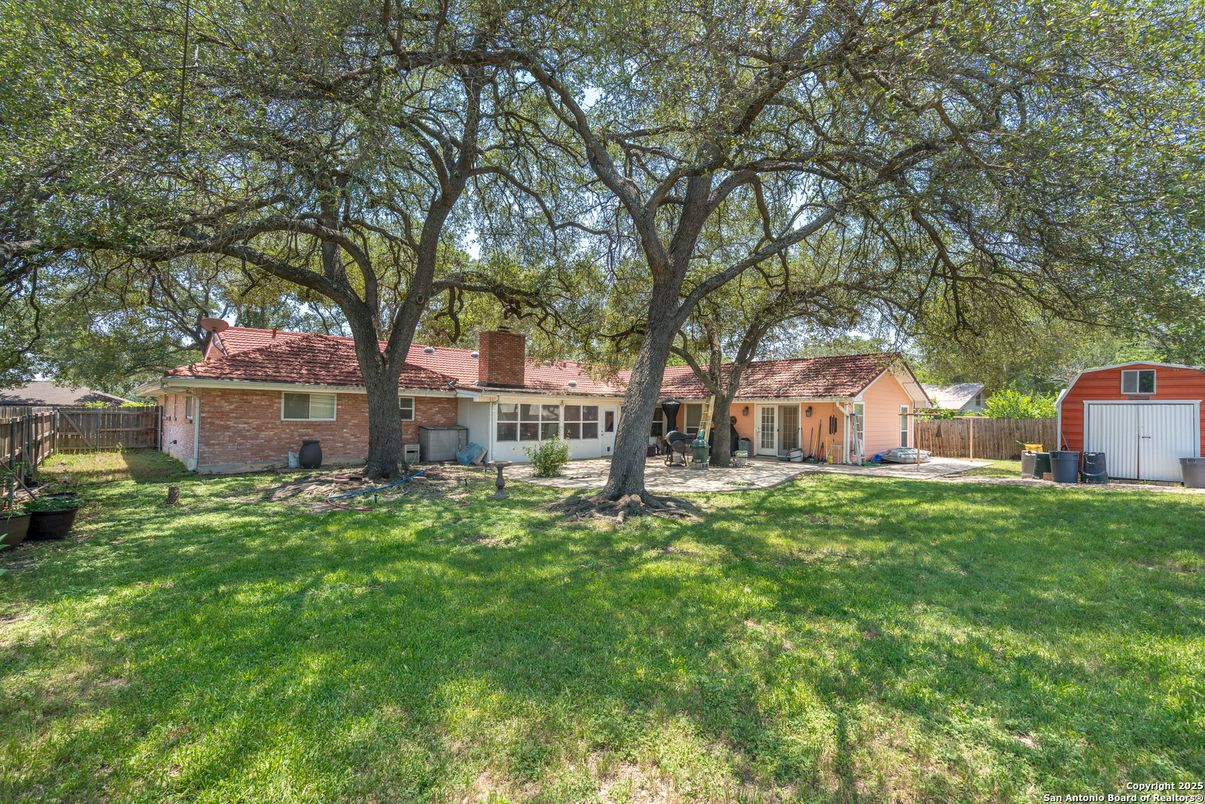 Backyard, Exterior