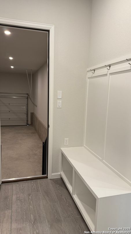 Interior, Recessed Lighting, Walk-in Closets, Wood Texture Flooring