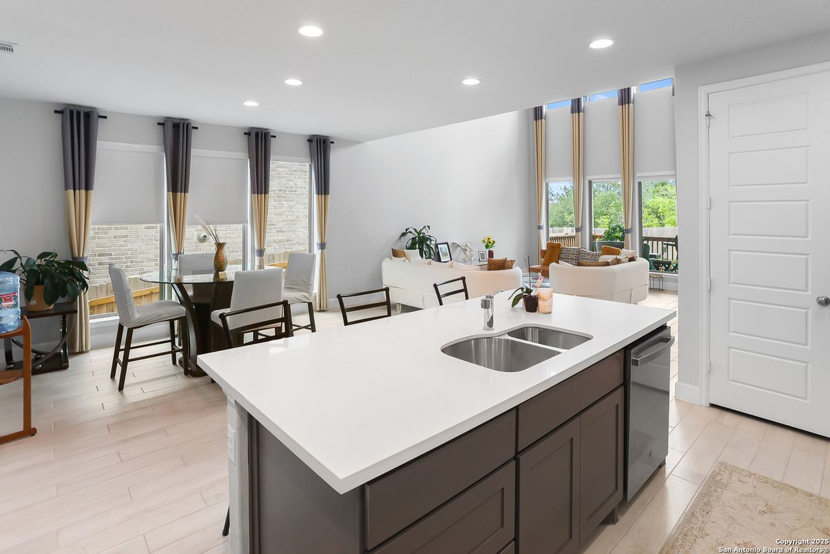 Dining room, Interior, Kitchen, Recessed Lighting, Wood Texture Flooring