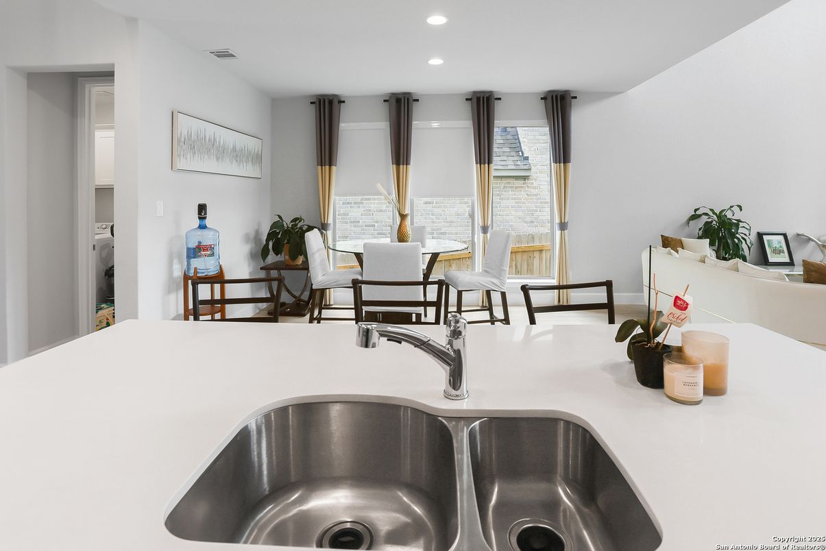 Dining room, Interior, Recessed Lighting, Water