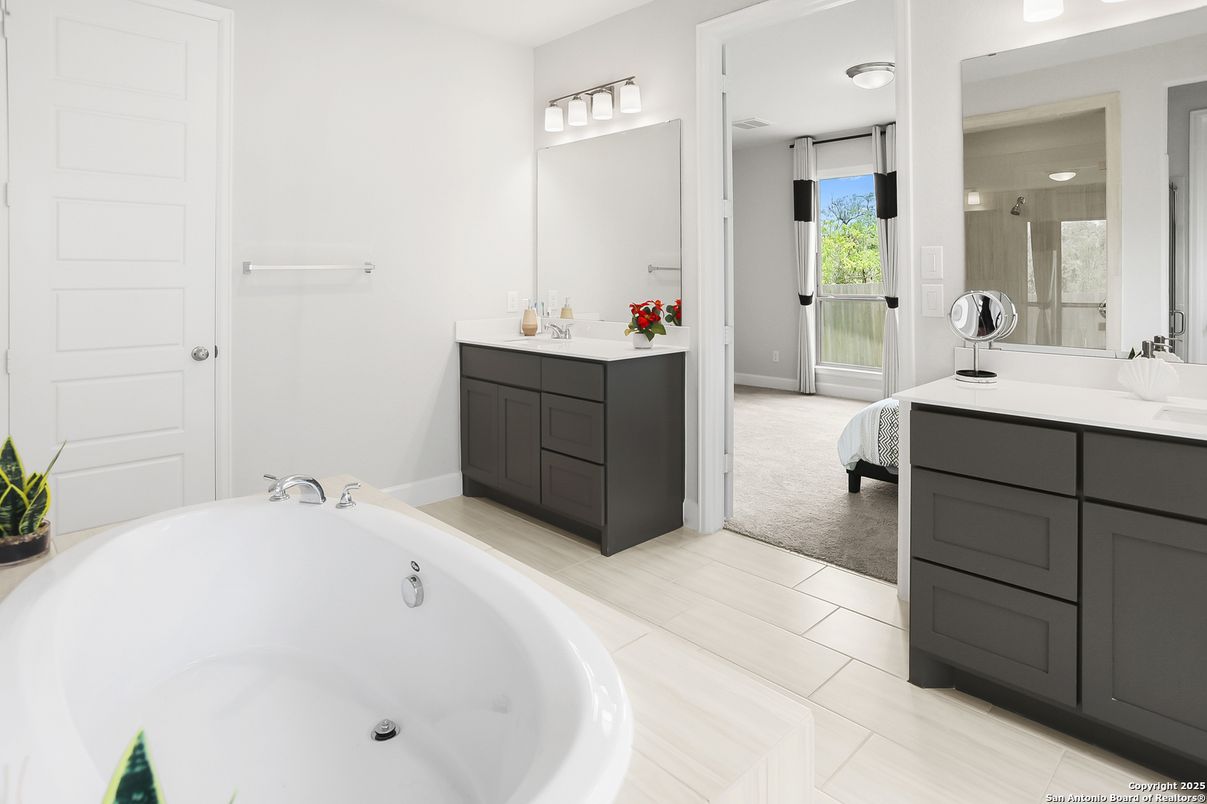 Bathroom, Dual Sink Vanities, Free Standing Baths, Interior
