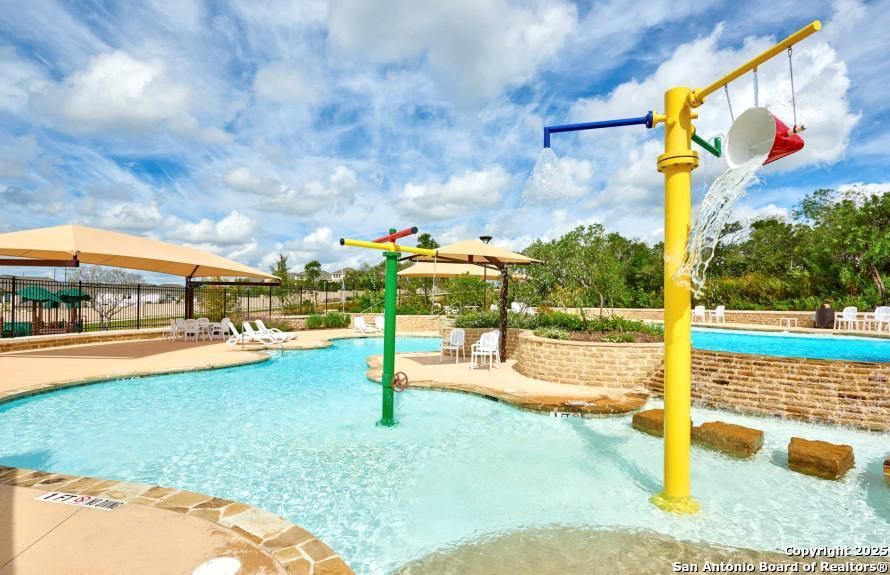 Exterior, Playground, Pool