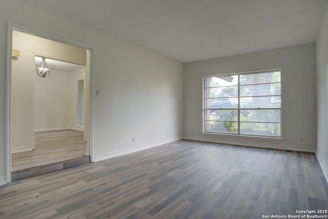 Empty room, Interior, Pendant Lights, Wood Texture Flooring