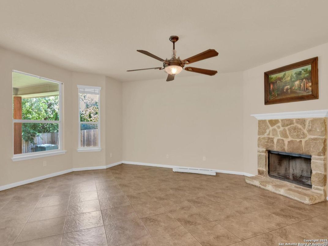 Empty room, Fireplace, Interior