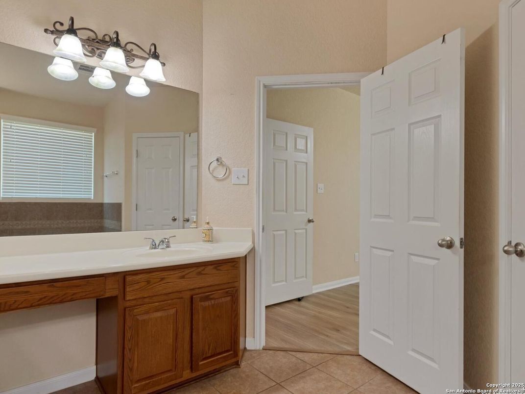 Bathroom, Dual Sink Vanities, Interior, Wood Texture Flooring