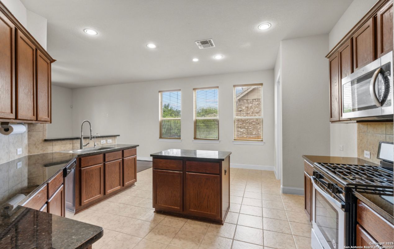 Interior, Kitchen, Recessed Lighting