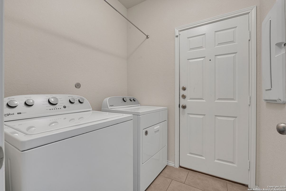 Interior, Washer
