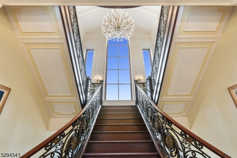 Chandelier, Interior