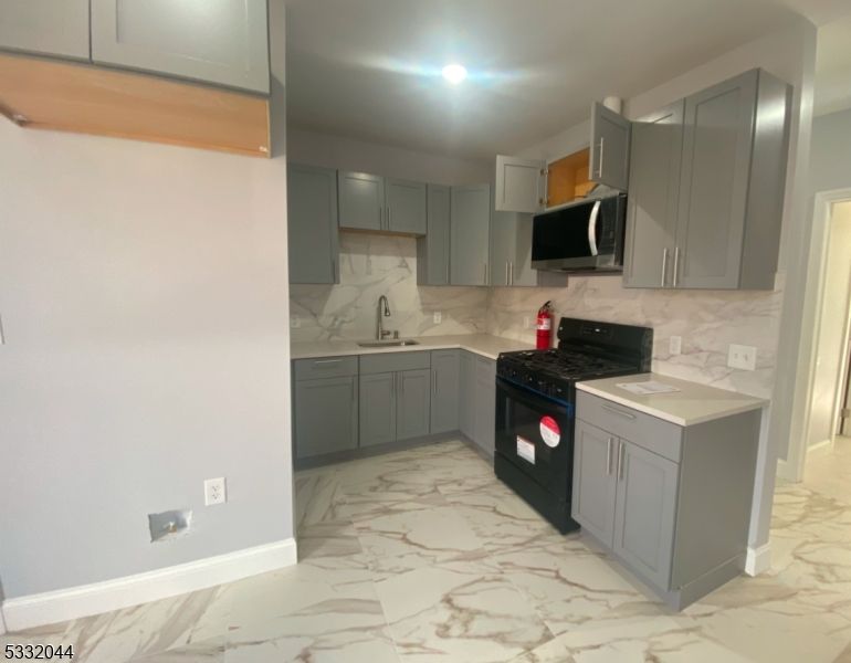 Interior, Kitchen, Marble, Marble Walls, Recessed Lighting