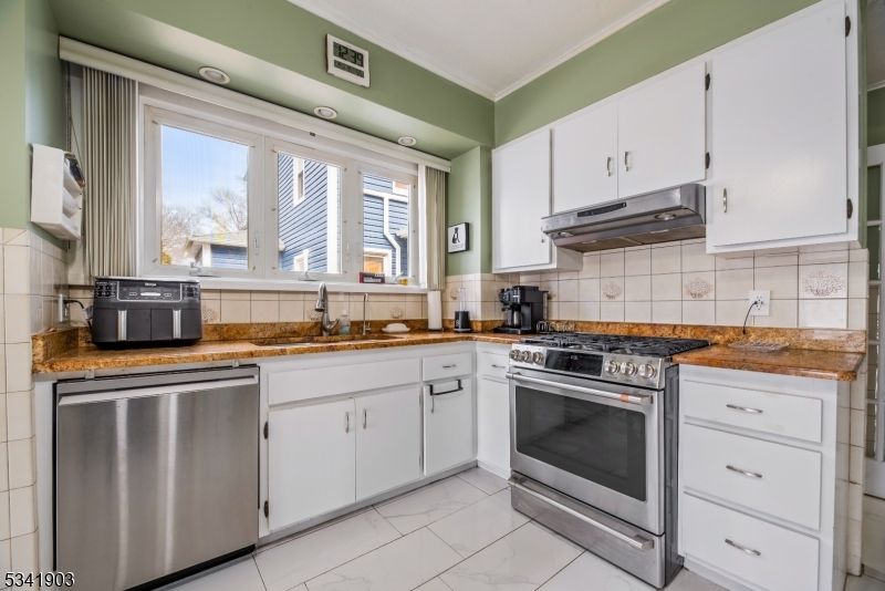 Interior, Kitchen, Marble, Recessed Lighting, Stainless Steel Appliances