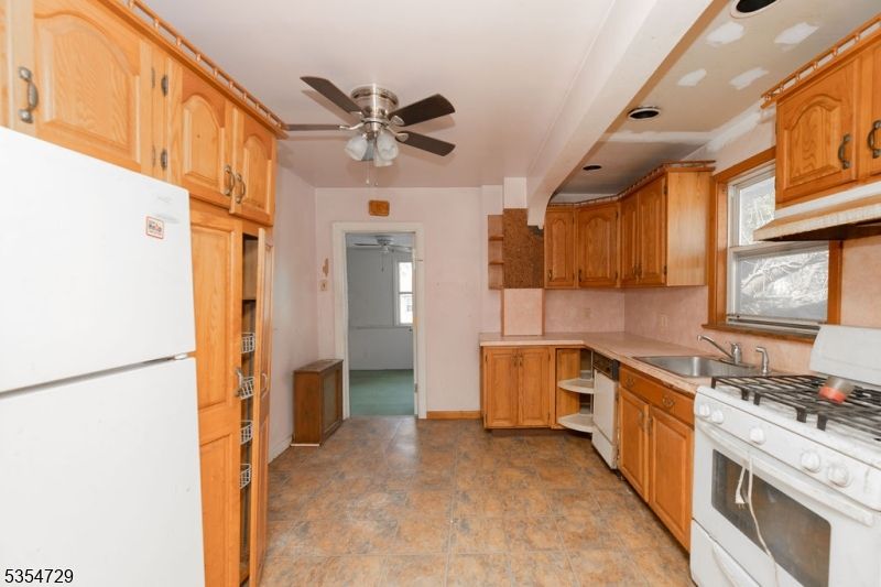 Interior, Kitchen