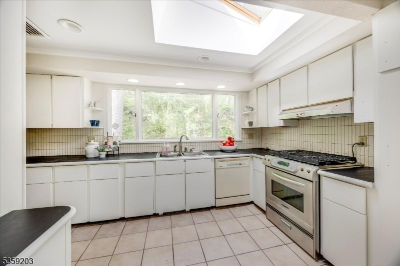 Glass Ceilings, Interior, Kitchen, Recessed Lighting, Stainless Steel Appliances