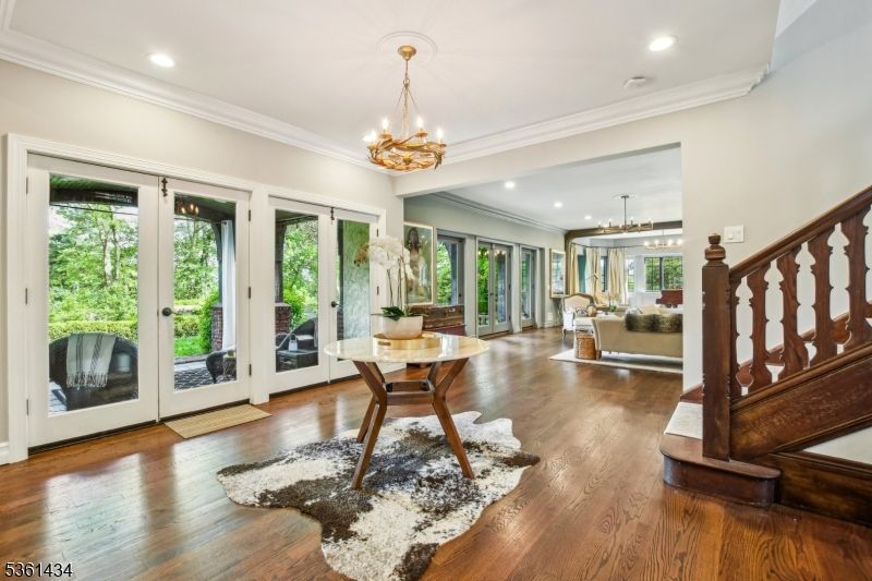 Chandelier, Interior, Recessed Lighting, Wood Texture Flooring