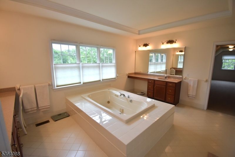 Bathroom, Interior, Tile Countertops