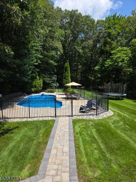 Exterior, Playground, Pool