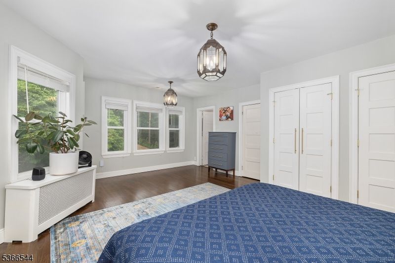 Bedroom, Interior, Pendant Lights, Wood Texture Flooring