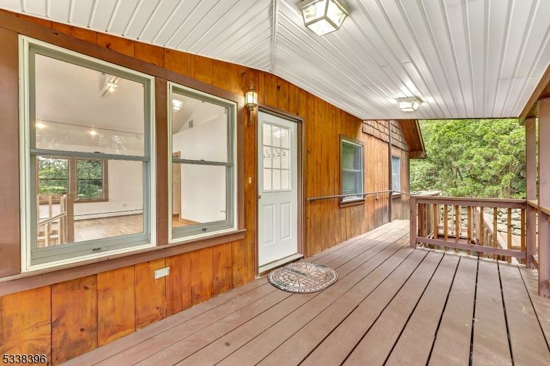 Exterior, Wood Texture Flooring
