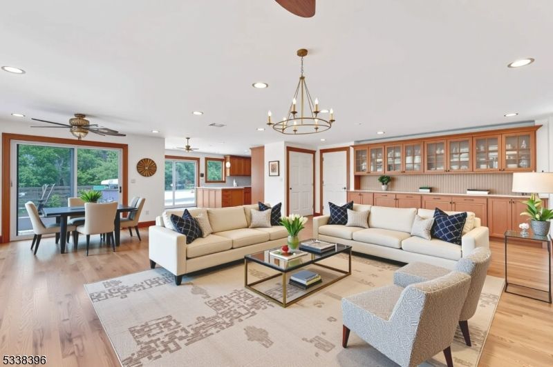 Chandelier, Dining room, Interior, Living room, Recessed Lighting, Wood Texture Flooring