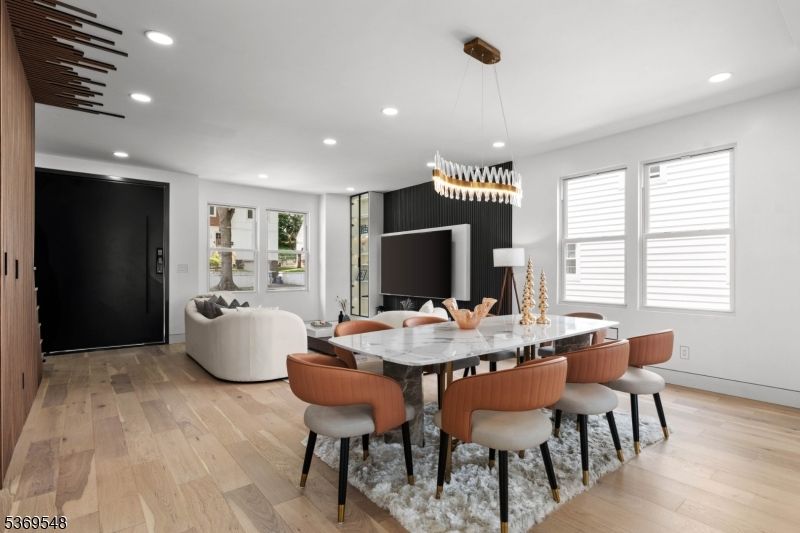 Chandelier, Dining room, Interior, Living room, Pendant Lights, Recessed Lighting, Wood Texture Flooring