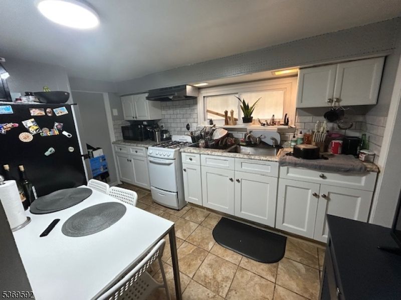 Interior, Kitchen, Washer